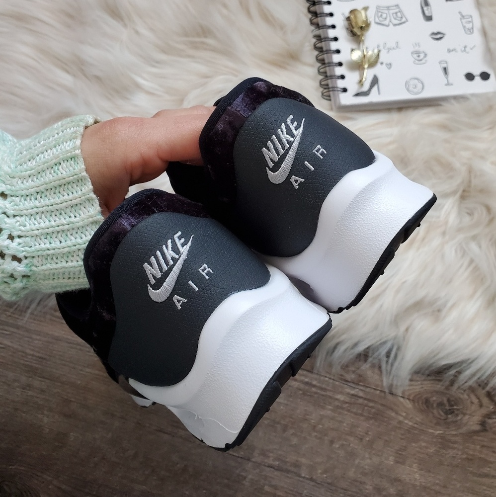 NEW Nike Air Max Jewell Premium Velvet - Picture 8 of 8